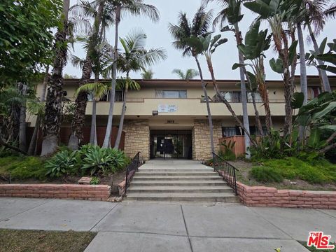 3875 Coco Avenue Los Angeles CA 90008