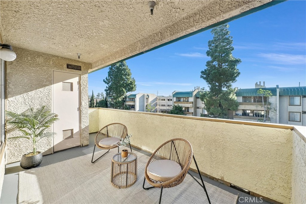 12121 Centralia Street 302