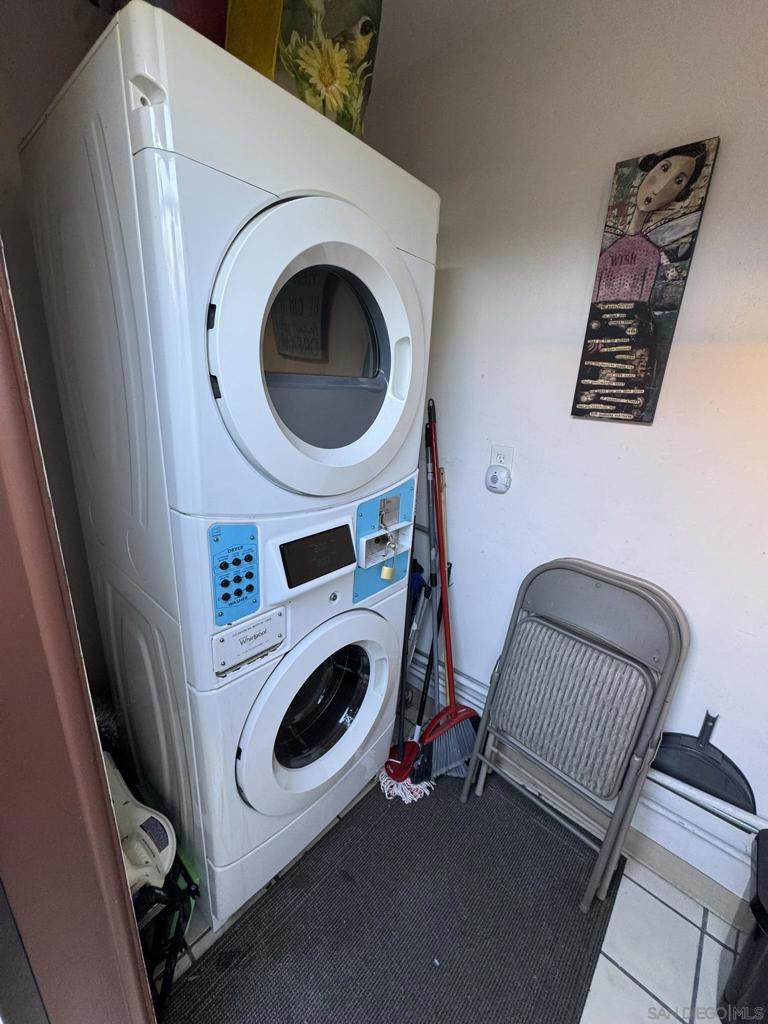 El Cajon - Residential Lease