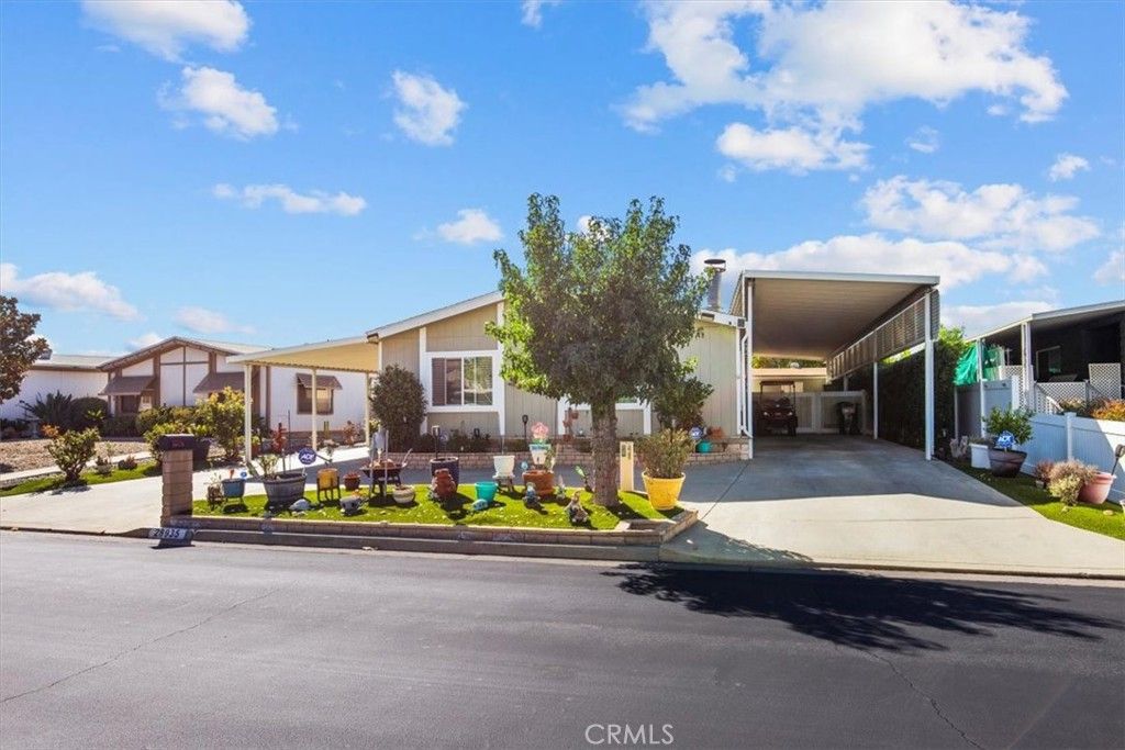 Photo of 28935 Calle Alta, Murrieta, CA 92563 (MLS # NP25245404)