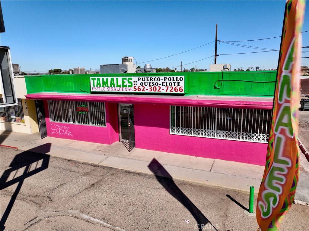 11424 Bartlett Avenue