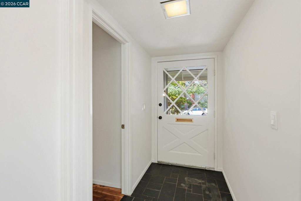 143 Miramonte Dr