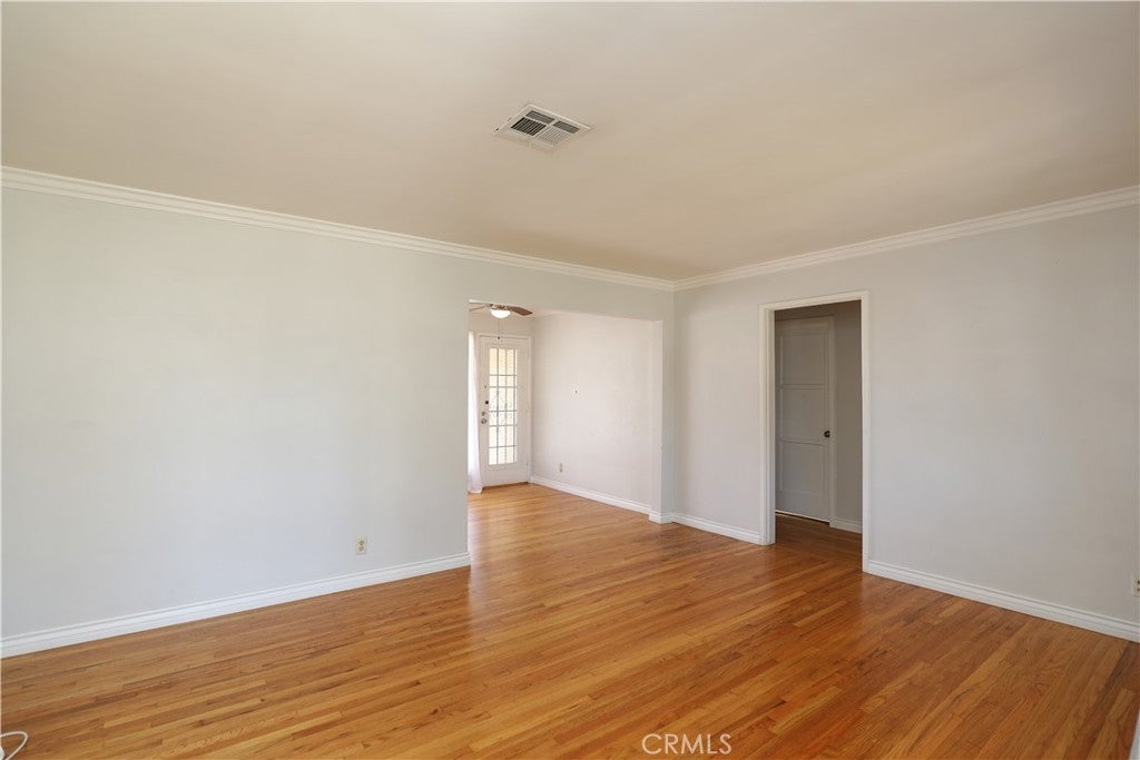 910 W Heather