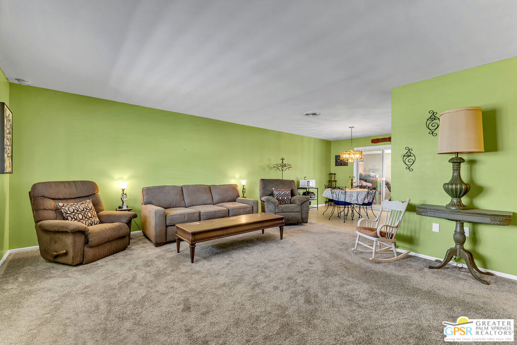 77225 California Drive