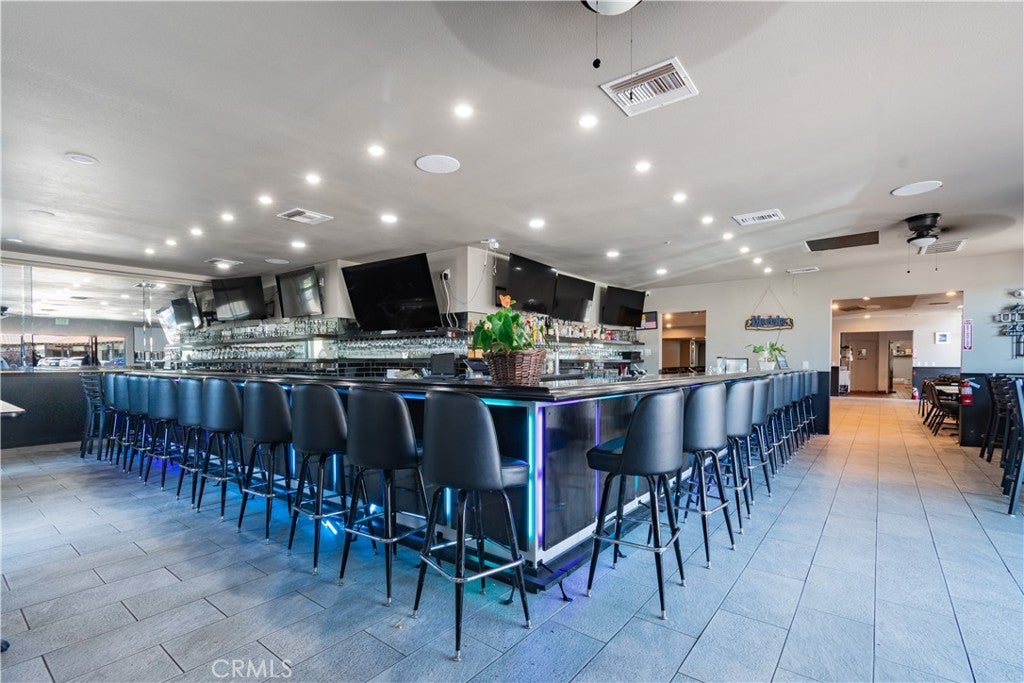 7425 El Camino Real