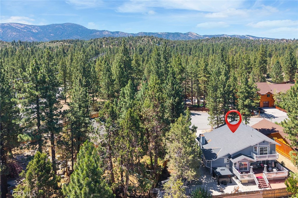 737 E Mountain View Boulevard