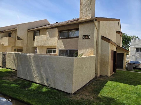 Photo of 1840 E Avenue J2 #apt 7, Lancaster, CA 93535 (MLS # V1-36364)