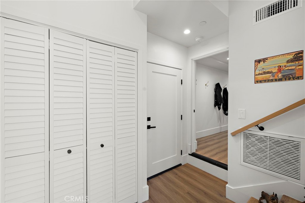 Corona del Mar North of PCH (CNHW) - Residential Lease