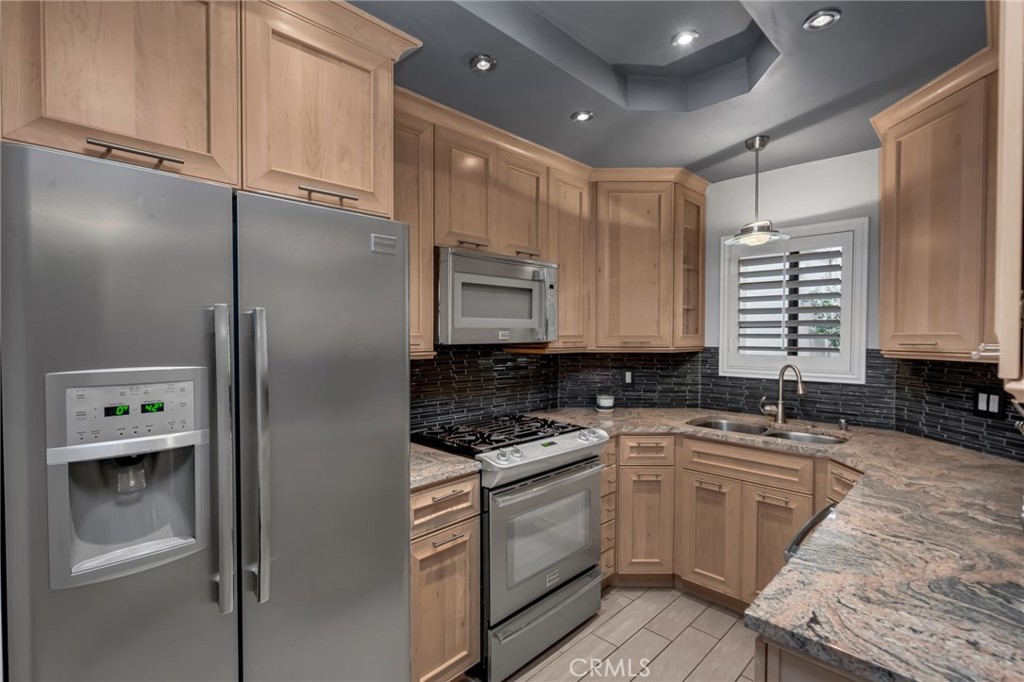 3913 N Virginia Road 107