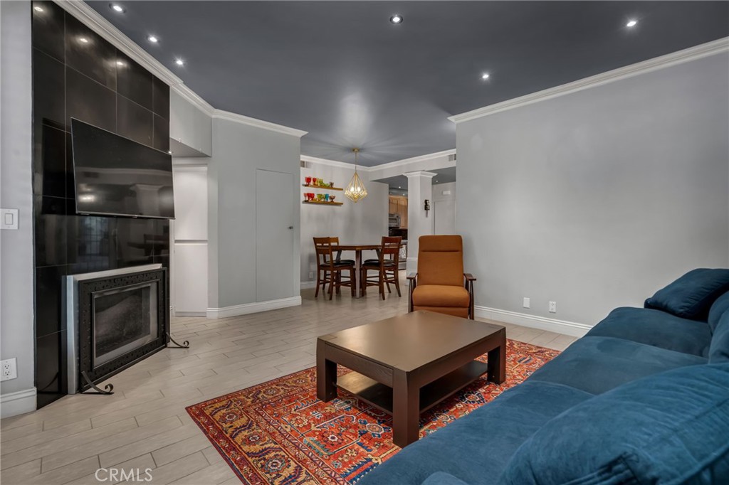 Bixby Knolls (BK) - Residential