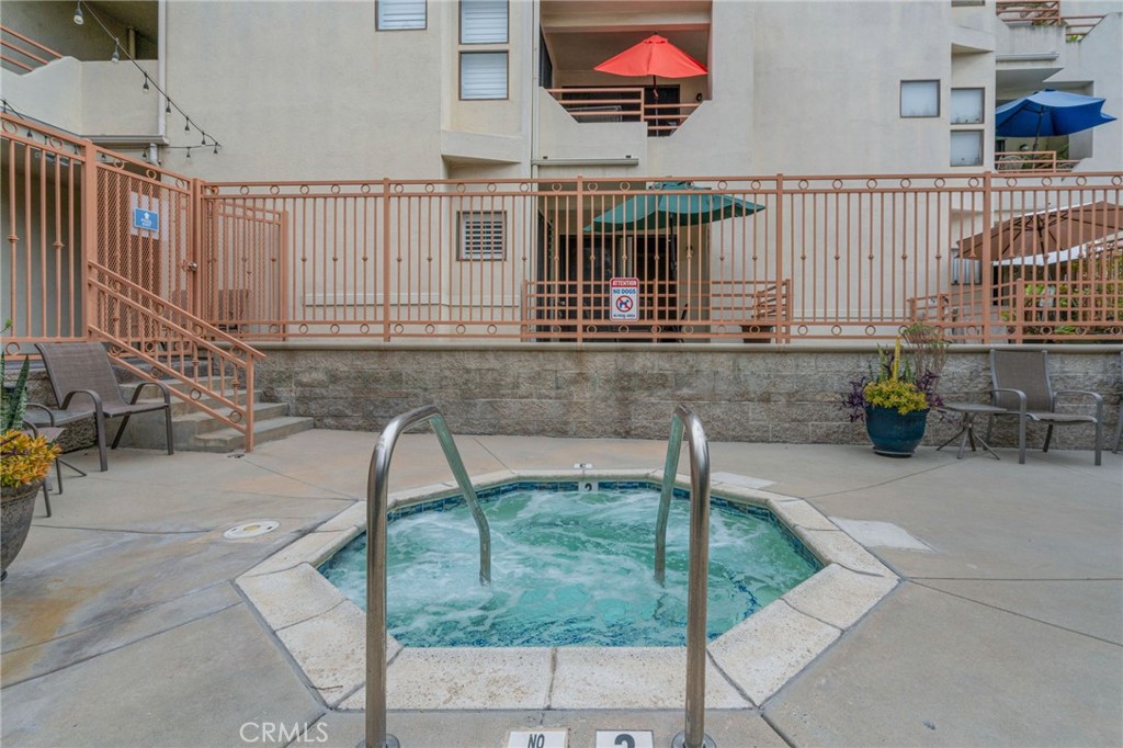 Bixby Knolls (BK) - Residential