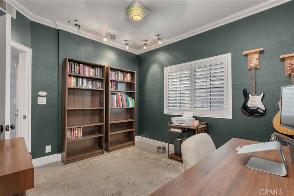 Bixby Knolls (BK) - Residential