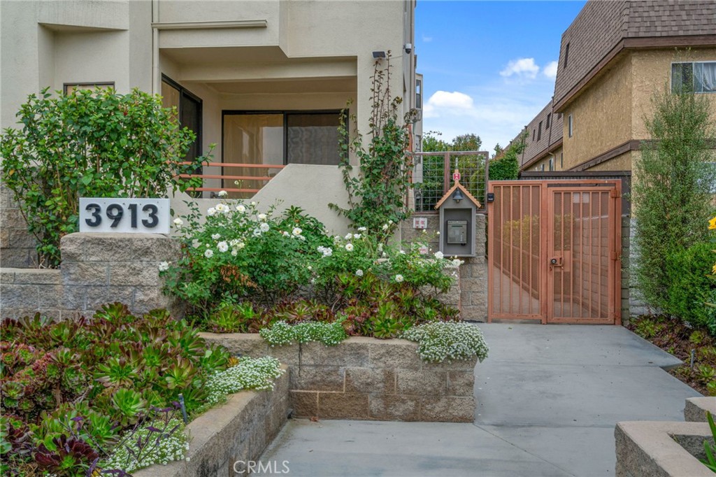 Bixby Knolls (BK) - Residential