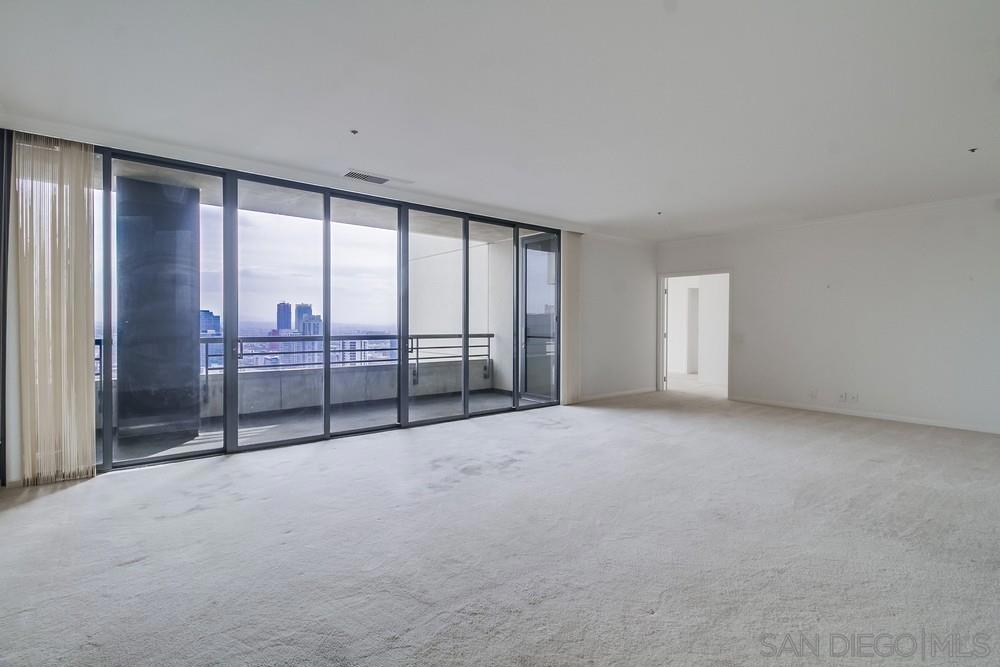 700 Front St 2505