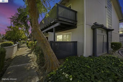Photo of 9085 9085 Alcosta Blvd Blvd #321, San Ramon, CA 94583 (MLS # 41125977)
