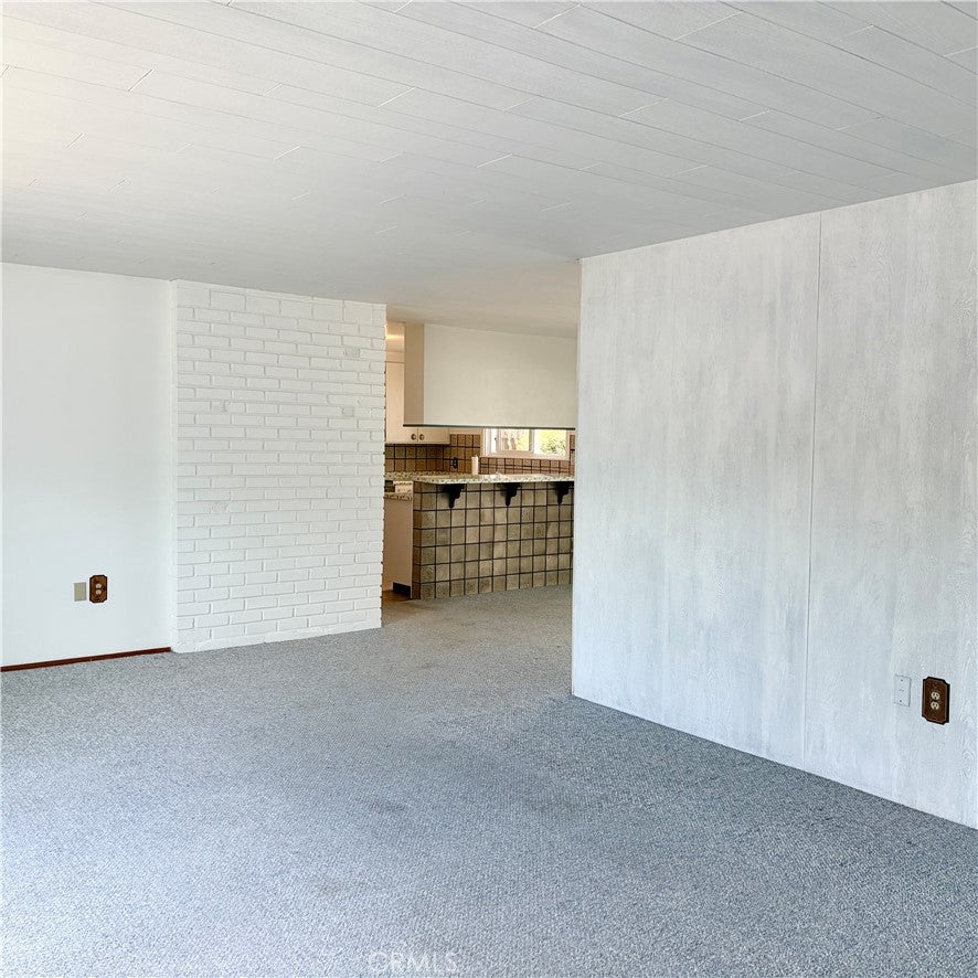 1625 Palm