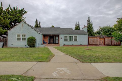 Photo of 1001 Grove AVE, Atwater, CA 95301 (MLS # MC26100174)