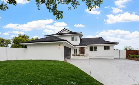 2541 Thorn Pl, Fullerton, CA 92835 - MLS#: PW26034811