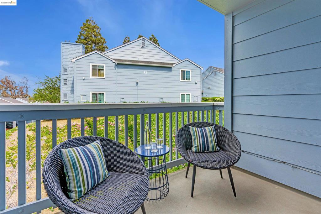 BRIDGEPORT - Residential