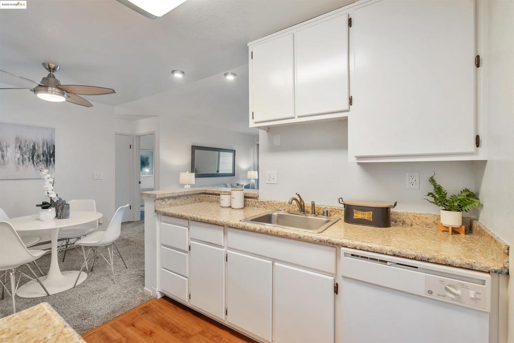 BRIDGEPORT - Residential