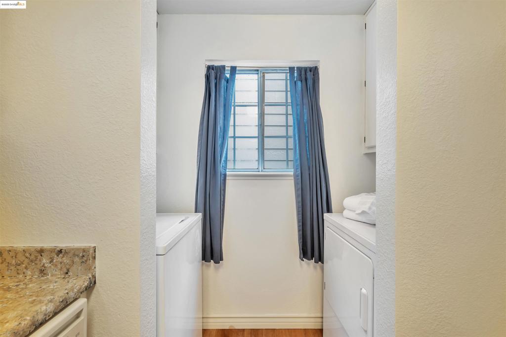 BRIDGEPORT - Residential