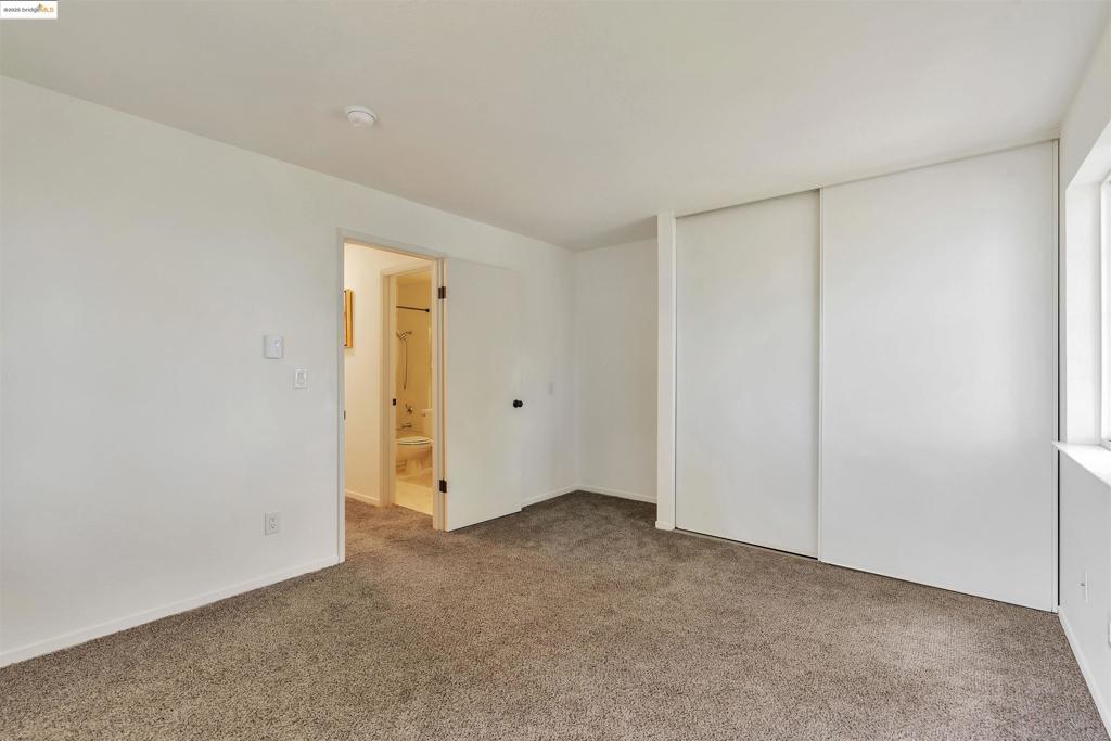 BRIDGEPORT - Residential