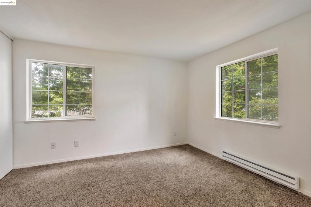 BRIDGEPORT - Residential