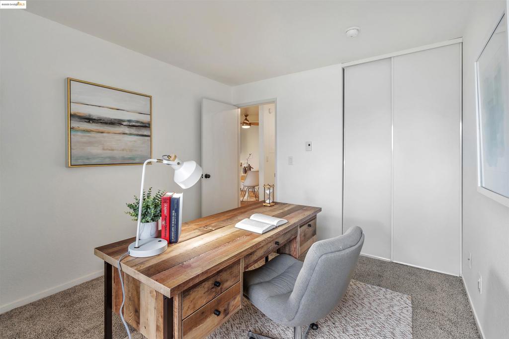 BRIDGEPORT - Residential