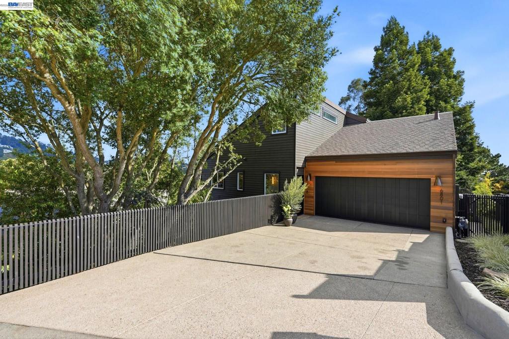 6801 Buckingham Blvd BLVD, Berkeley CA 94705