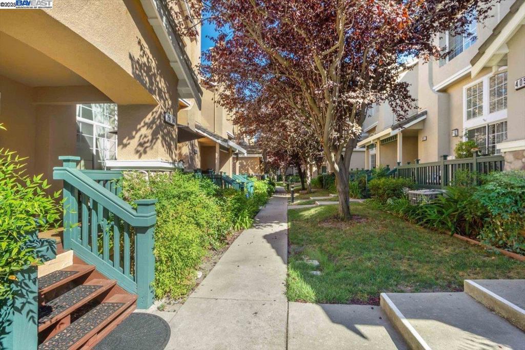 Welcome to your new home! This elegantly furnished 1,404 sq feet townhouse has beautiful 3-bed, 2.5-bath and is located in one of California's most desirable, comfortable, and safe neighborhoods. Shadowhack community is conveniently located within walking distance to Blackhawk Plaza, shops, restaurants, and within 10/10 school ratings. The home is spacious with a vaulted ceiling, new flooring, fresh paint, new appliances, brand new washer & dryer, a 2 car-garage, plenty of storage space, and a beautiful private front porch to enjoy your morning coffee. The community has a newly updated community playground and pool alongside the sweet & friendly neighbors. Lease is offered for 1 year, extension is negotiable. Home is fully furnished with 2 queen bedrooms and an office. Renter is responsible for gas, electric, water, garbage, and internet services. No smoking allowed. 1st and deposit rent due at signing. Deposit is $5000 Pets are ok. Additional $50 deposit/pet. Guest parking permits to be obtained by renter through the HOA directly. Could lease unfurnished as well.