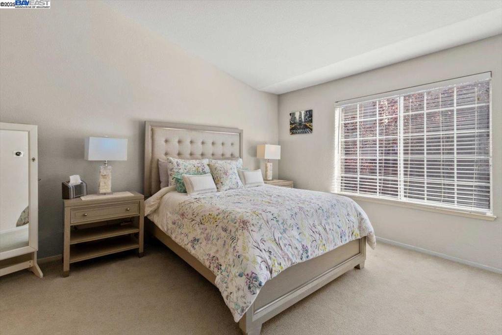 SHADOWHAWK - Residential Lease