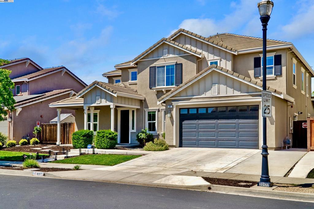 631 Auburn Way