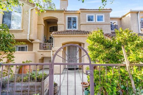 Photo of 1309 Nautical Way, Oxnard, CA 93030 (MLS # V1-35000)
