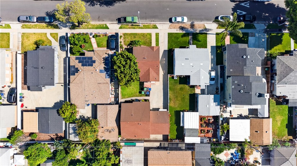2624 E Jefferson