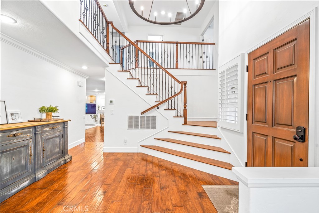 21225 Twin Oak