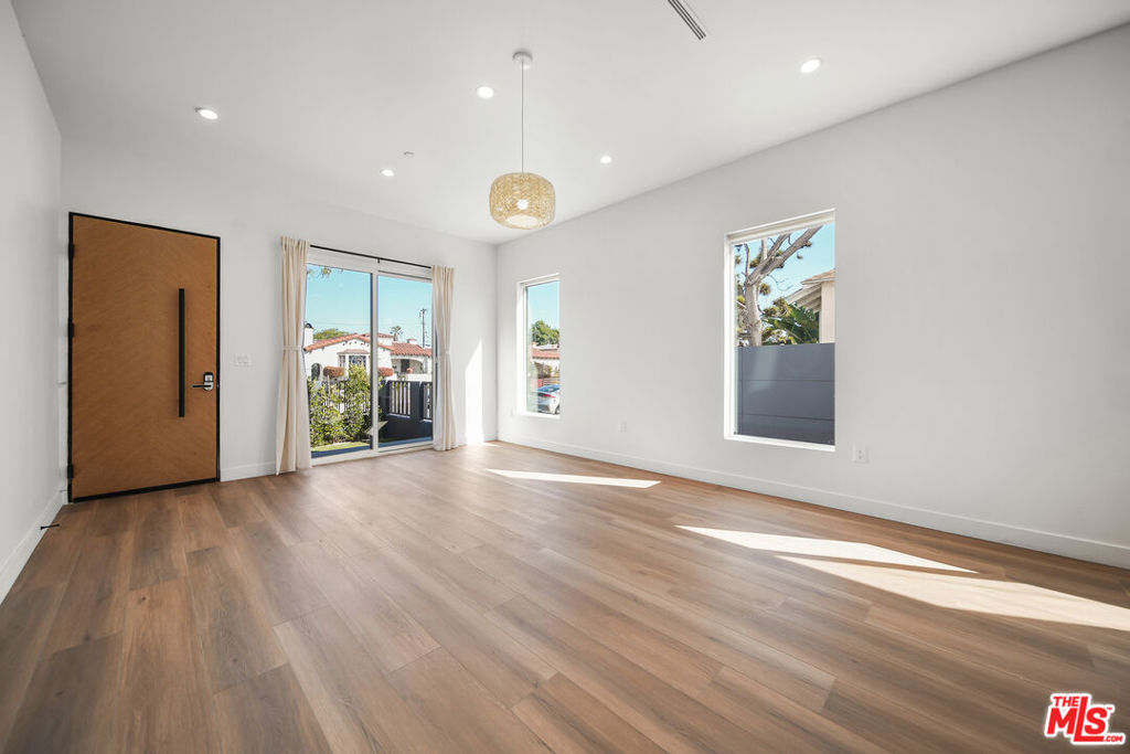 5 BED + 5 BATH + PRIVATE ROOFTOP DECK + PATIOS + PARKING | Step into luxury living at its finest! This recently built residence combines modern design with timeless sophistication featuring soaring 10-foot ceilings, spacious rooms, walk-in closets, and expansive balconies that flood the home with natural light. Host unforgettable gatherings on your large private rooftop terrace, where breathtaking views set the perfect backdrop for evenings under the stars. The gourmet kitchen showcases high-end appliances for effortless entertaining. With premium finishes throughout and an unbeatable location near top dining, shopping, and recreation, this is where elegance meets everyday comfort. Don't miss out on the chance to call this exquisite property your home. Pictures May Vary. *1ST MONTH FREE PROMO - PRICE REFLECTS 12M SPREAD - BASE $7,200*