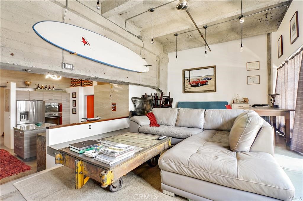 Downtown (DT) - Residential Lease