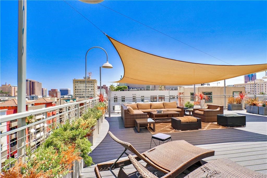 Downtown (DT) - Residential Lease