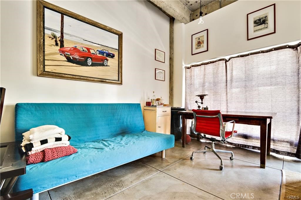 Downtown (DT) - Residential Lease