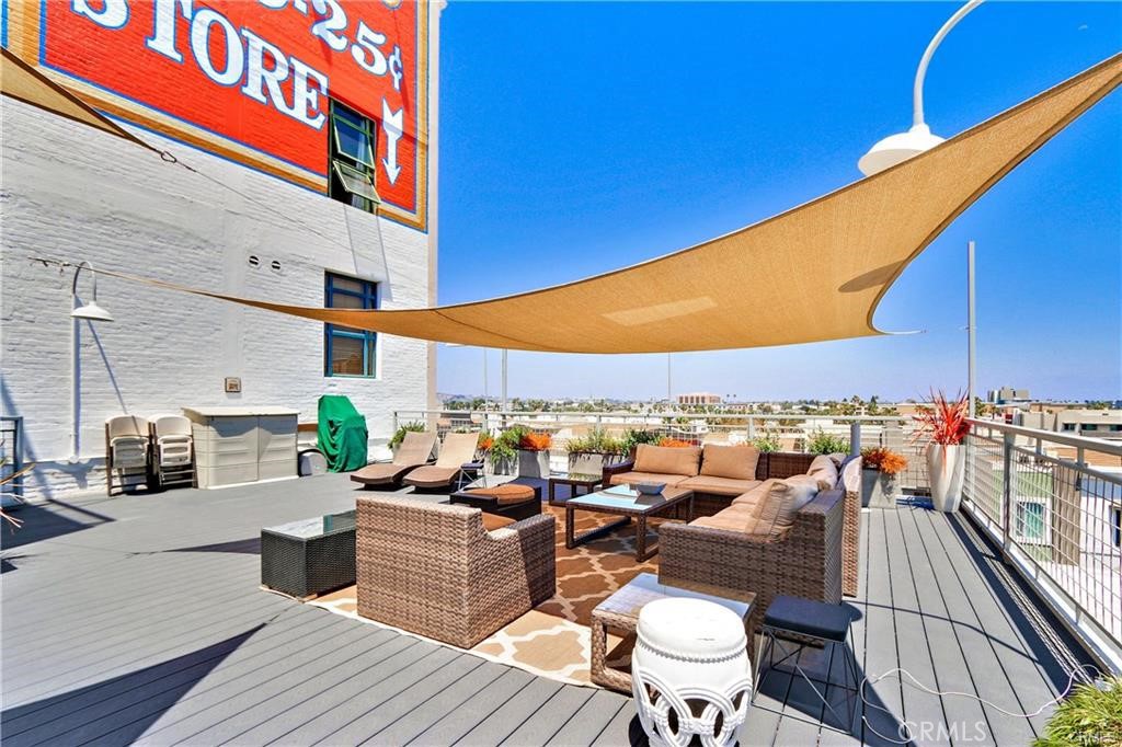 Downtown (DT) - Residential Lease