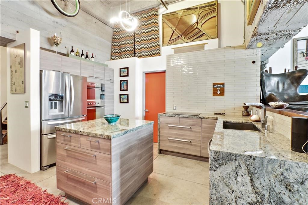 Downtown (DT) - Residential Lease