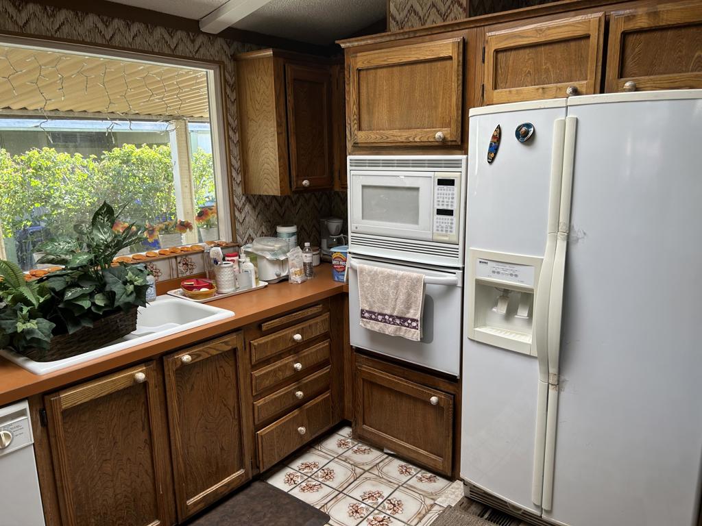 Suncrest Country Clb - Manufactured In Park
