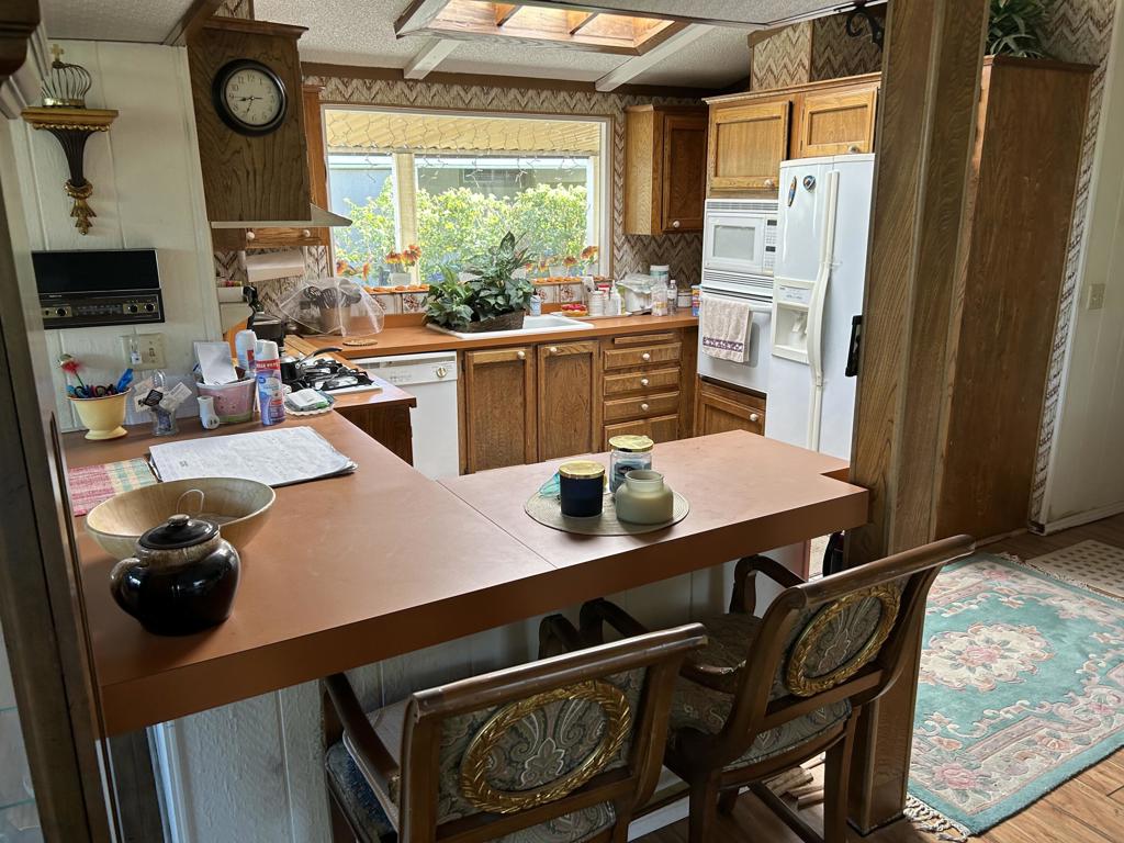 Suncrest Country Clb - Manufactured In Park