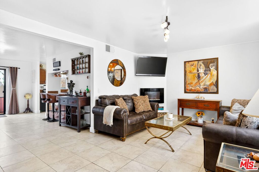 10817 Whipple Street 6