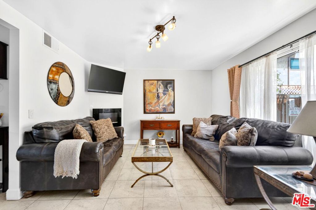 10817 Whipple Street 6