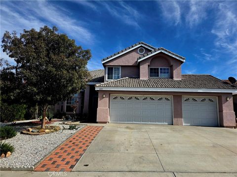 Photo of 16339 Salinas St, Victorville, CA 92394 (MLS # DW25257678)