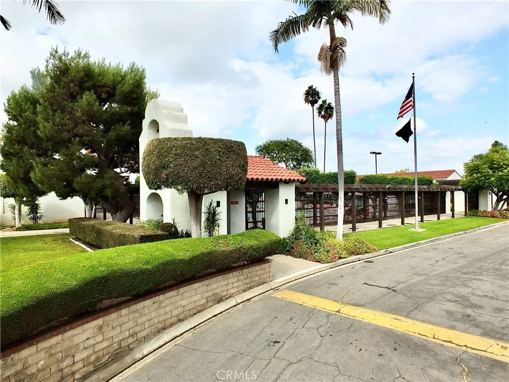 Rancho Dominguez, California 90220, United States, 2 Bedrooms Bedrooms, ,2 BathroomsBathrooms,Residential,Active,226760