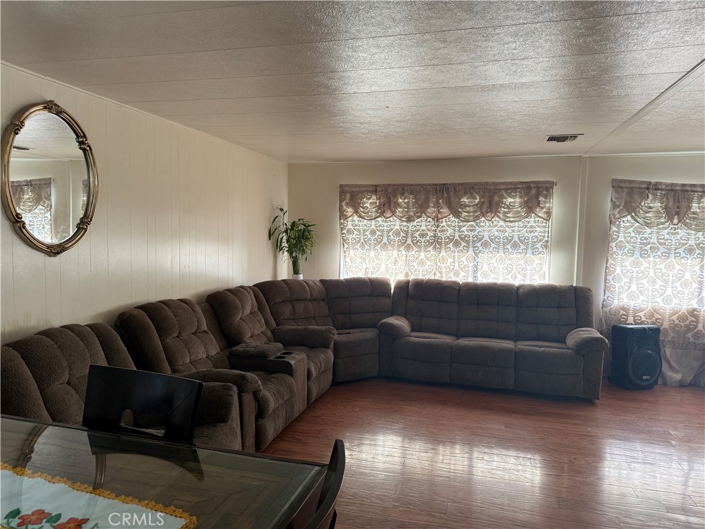 15433 W Telegraph Road 36W