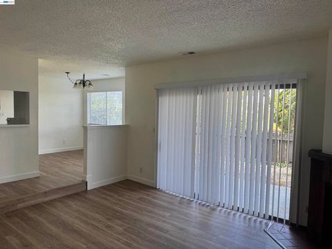 Photo of 21083 Gary Dr DR, Hayward, CA 94546 (MLS # 41134253)