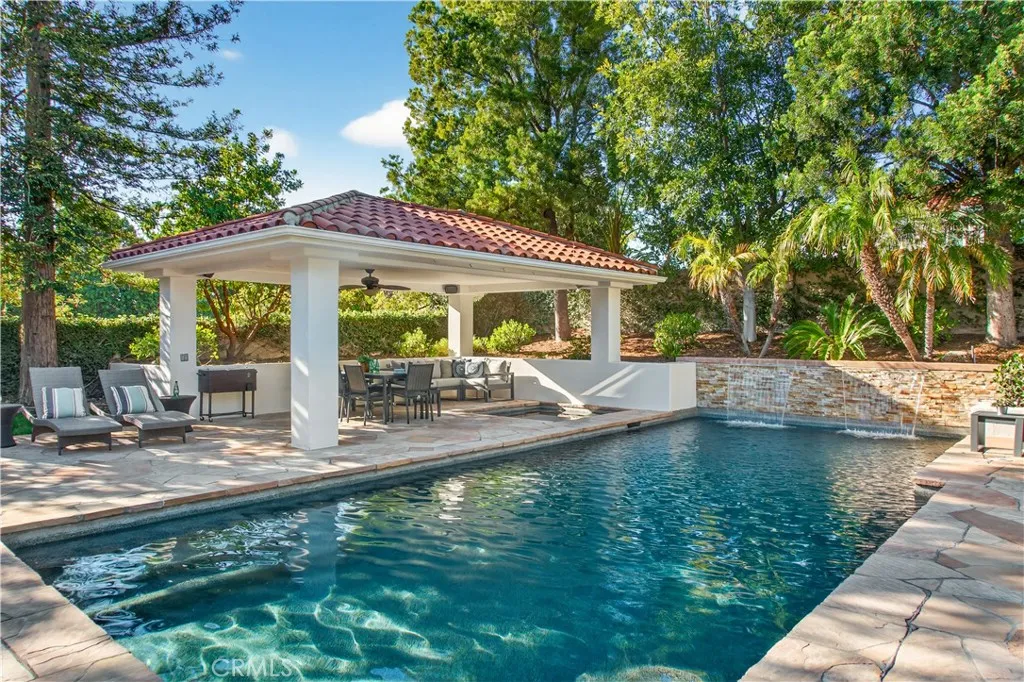 Calabasas, California 91302, United States, 5 Bedrooms Bedrooms, ,5 BathroomsBathrooms,Residential,Active,241672